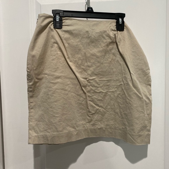 Mossimo Stretch Skirt, Sz 8 - Picture 2 of 3